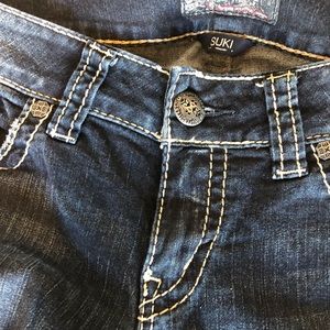 Silver brand Suki mid slim boot jeans